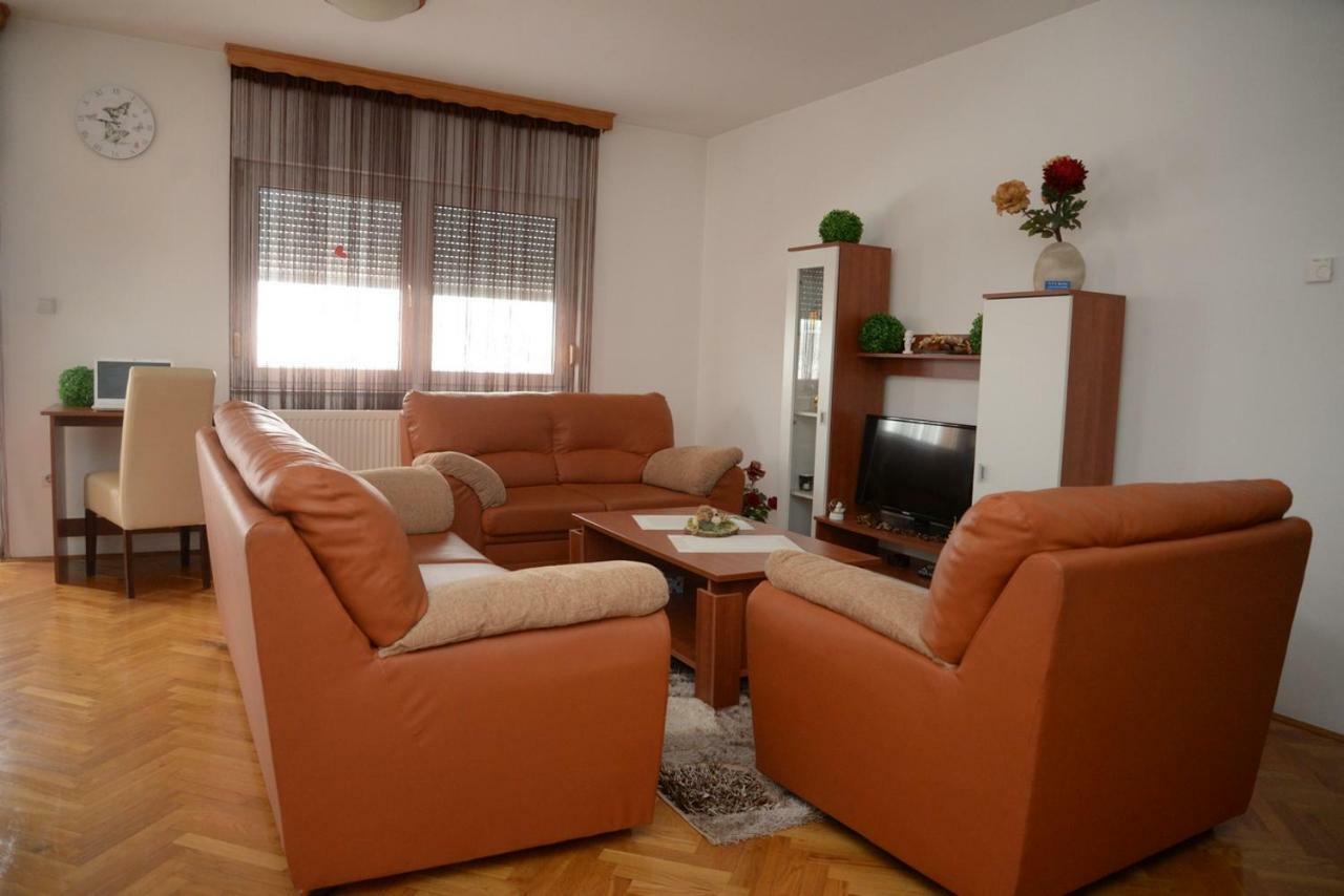 Marin-zupanja Apartment *
